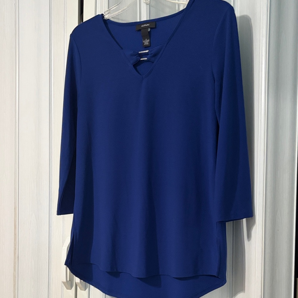 Alfani   Blue V-Neck Top